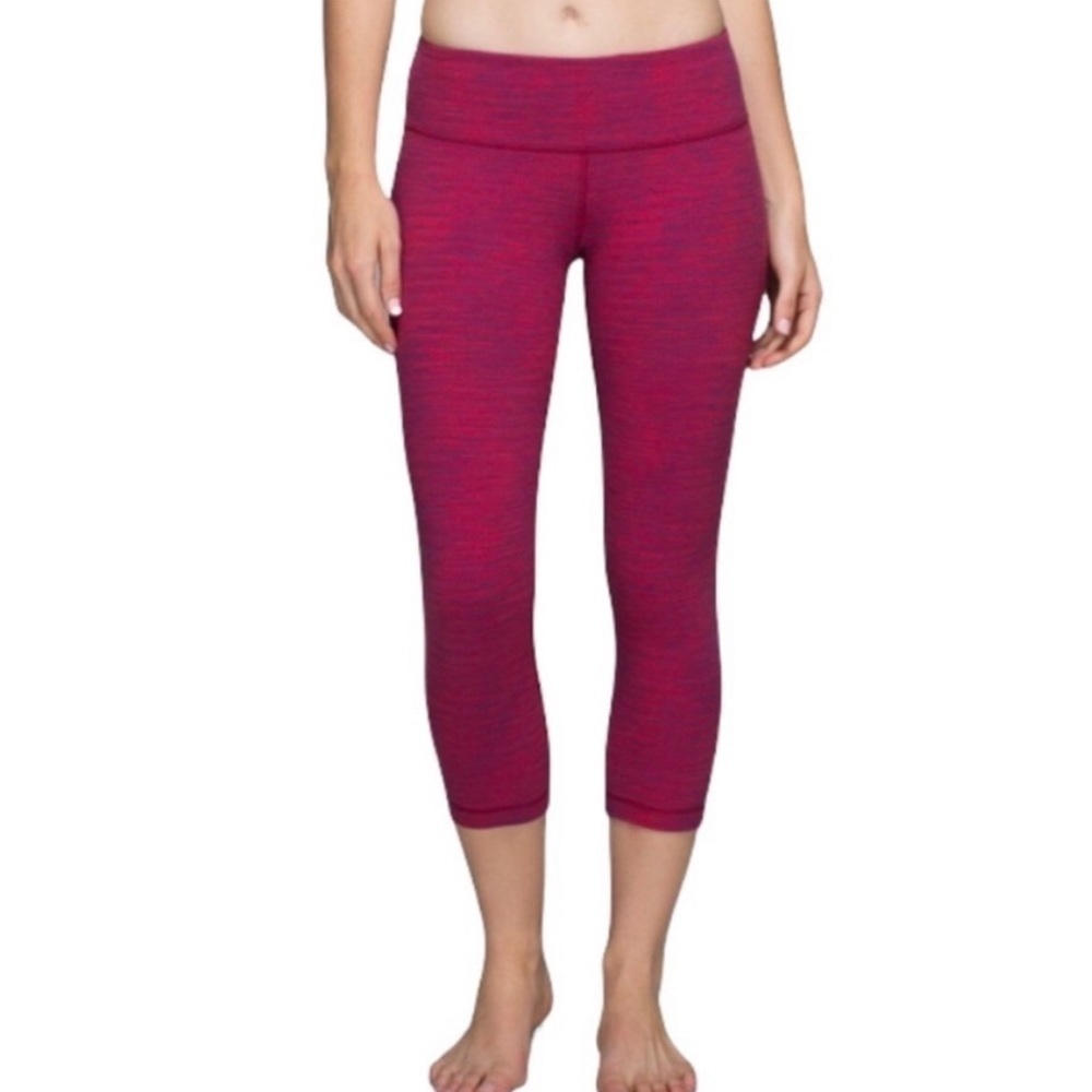 Lululemon Bumble Berry & Flaming Tomato Wunder Under Crop II Capris Size 6